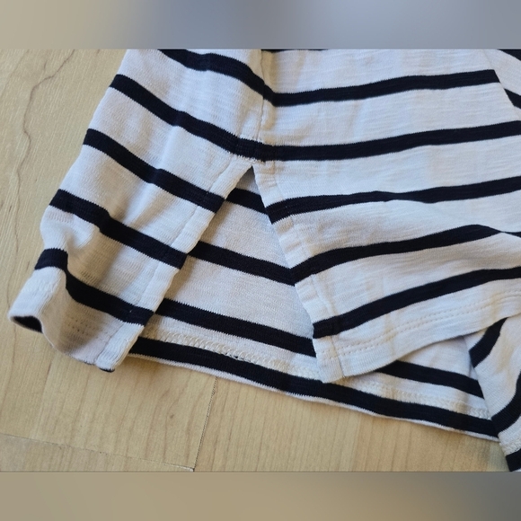 J.Jill Pima Slub Scoop Neck Side Slit Tee Size Large Petite - Picture 3 of 9